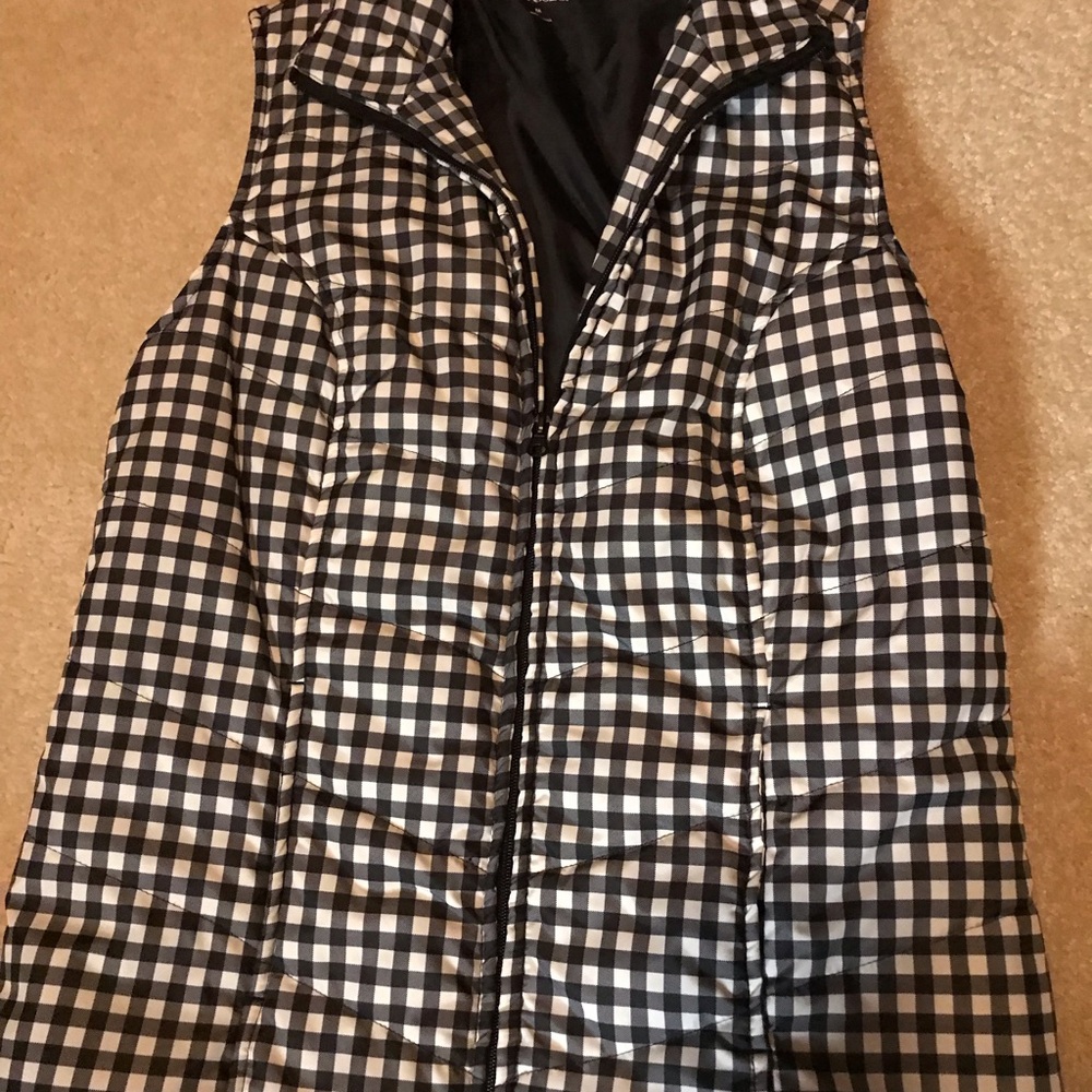Kim Rogers vest. Black and white. Only worn once